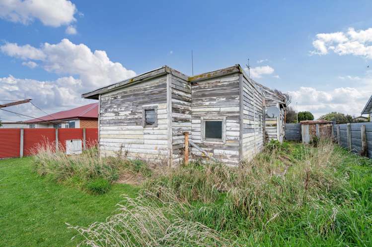 16 Lowe Street Avenal_8