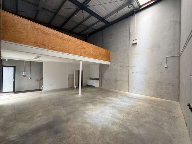 8/3 Haliday Place East Tamaki_1