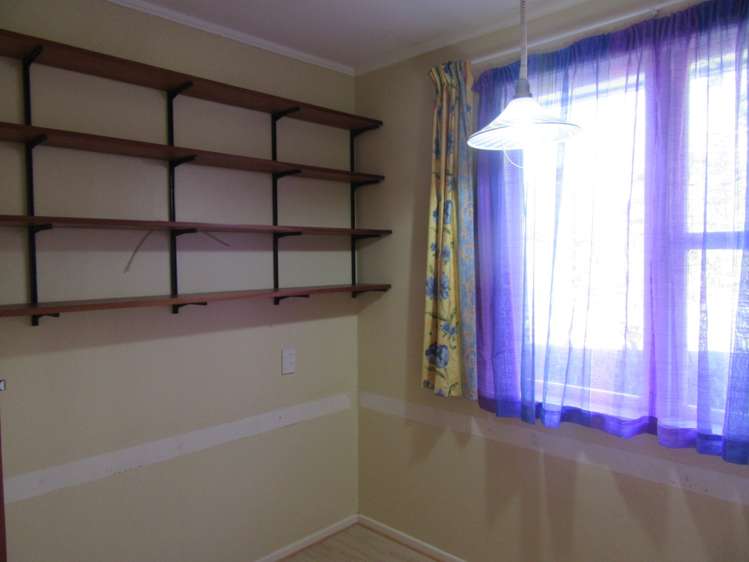 44 Sylvan Crescent Te Atatu South_12