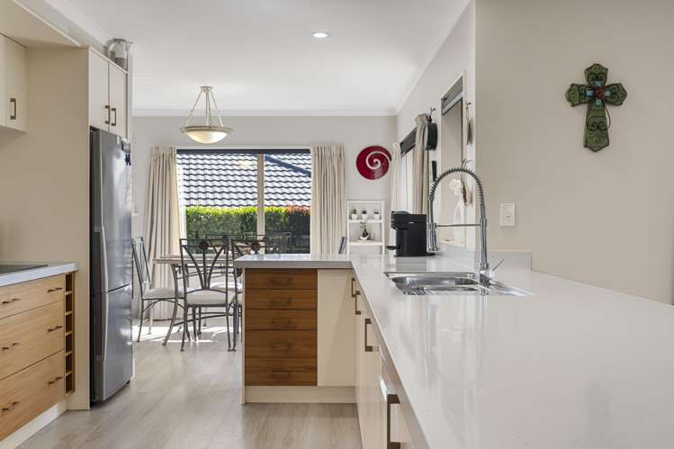 6 Downing Place Welcome Bay_10