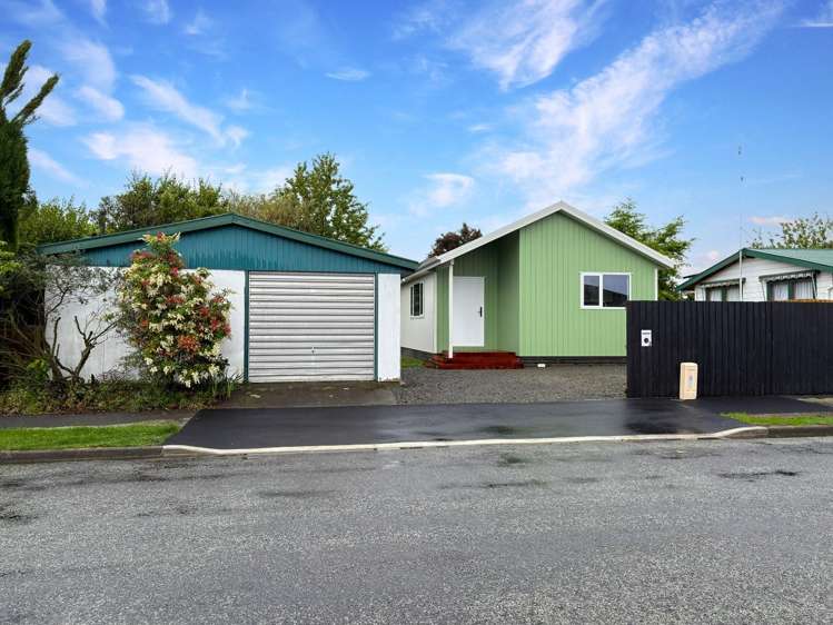 2 Glassey Drive 1383_8