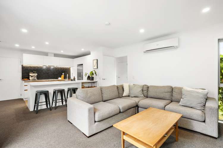 9/36 Dee Street Island Bay_5