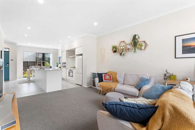 56 Nugget Avenue Hobsonville_7