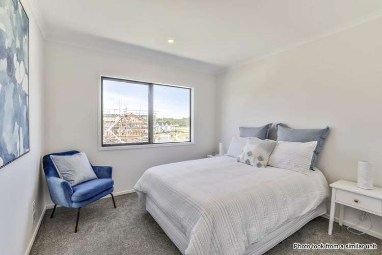 25E Henry Taylor Rise Milldale_14