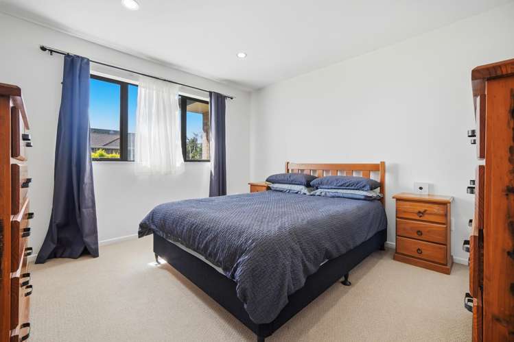 17 Nicholas-Gibbons Drive Clendon Park_17