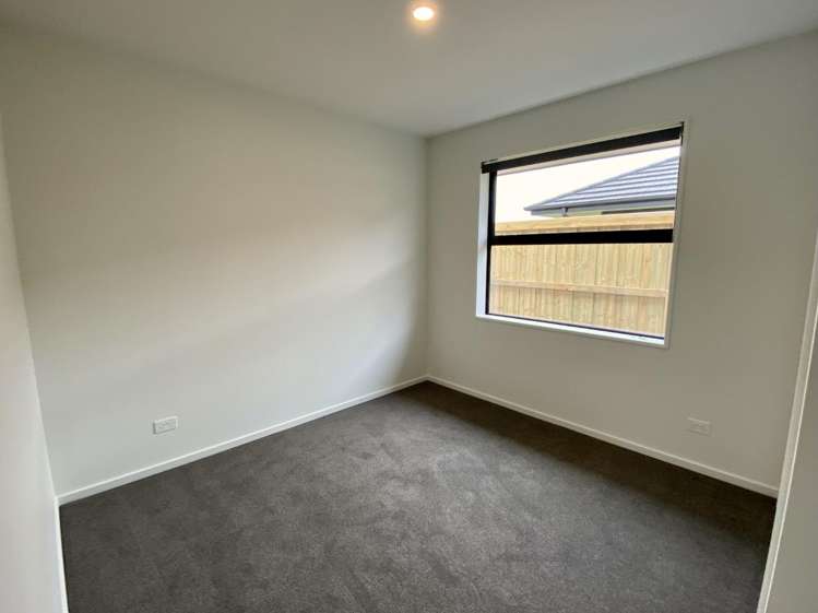 66 Crossley Avenue 500171_8