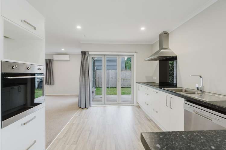 2B Yorkshire Road_4