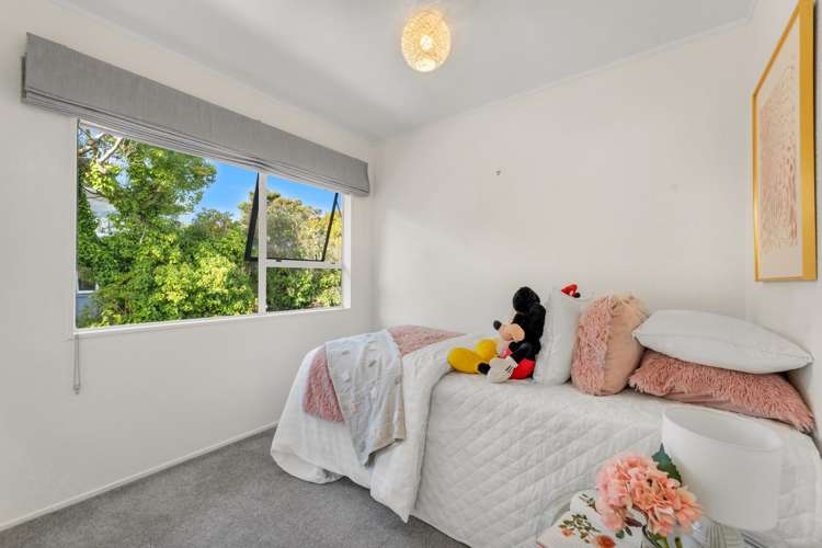 1/28 Noeleen St Glenfield_8