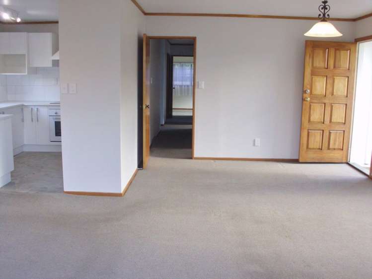 2/127 Nile Road Milford_5