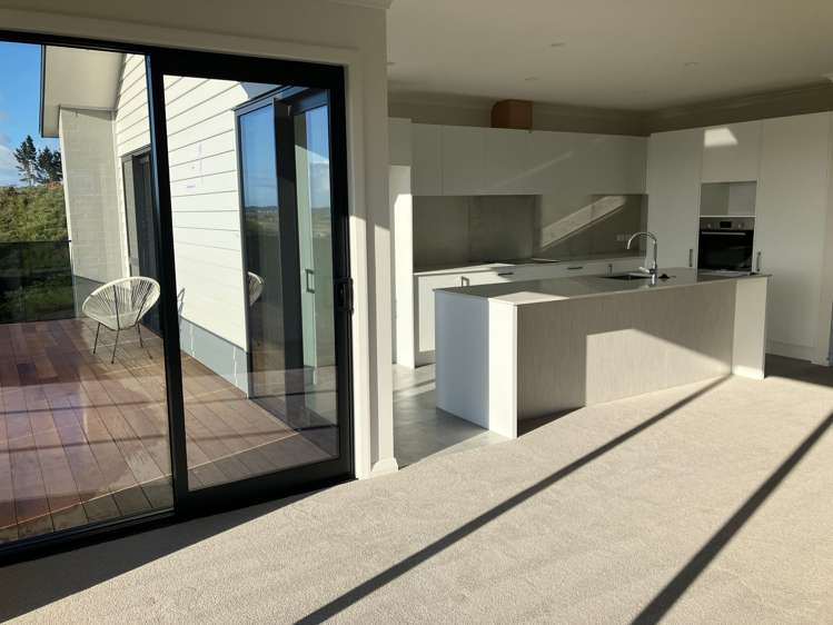 51 Kikorangi Drive Orewa_1