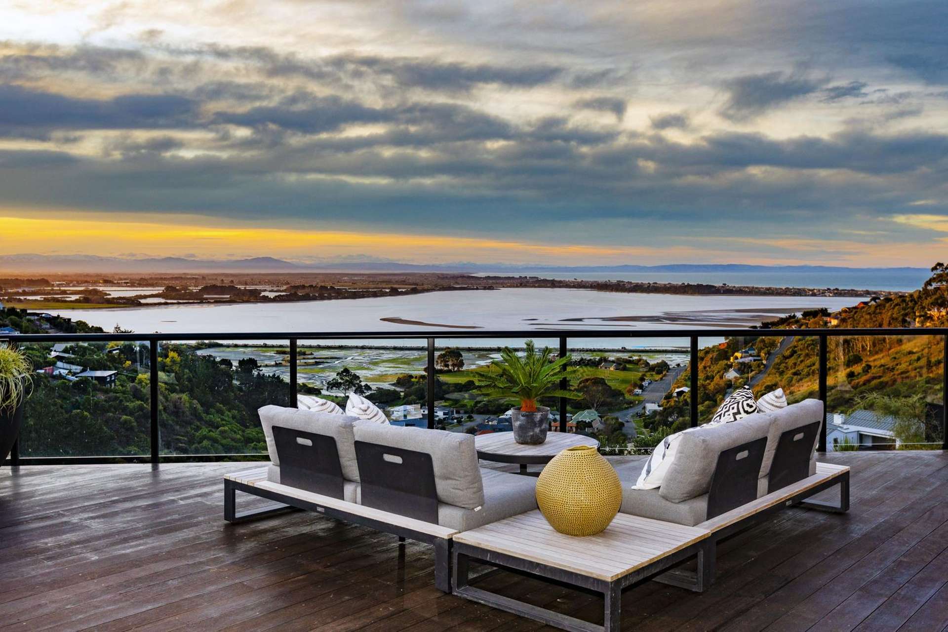 15 Omeo Crescent Redcliffs_0