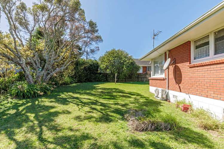 1 Marsh Avenue Forrest Hill_15