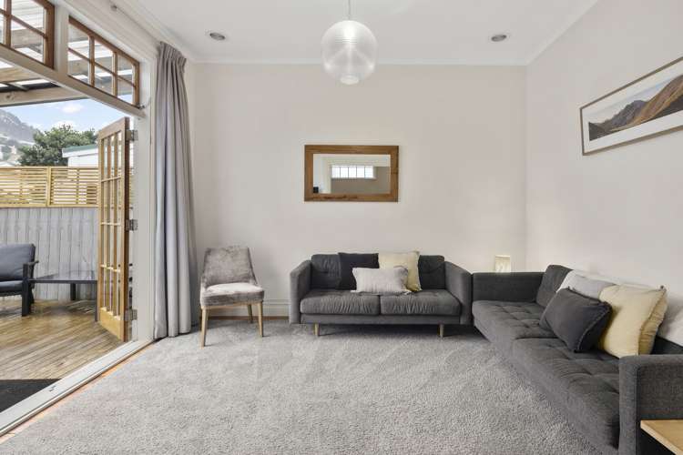 112 Onepu Road Lyall Bay_3