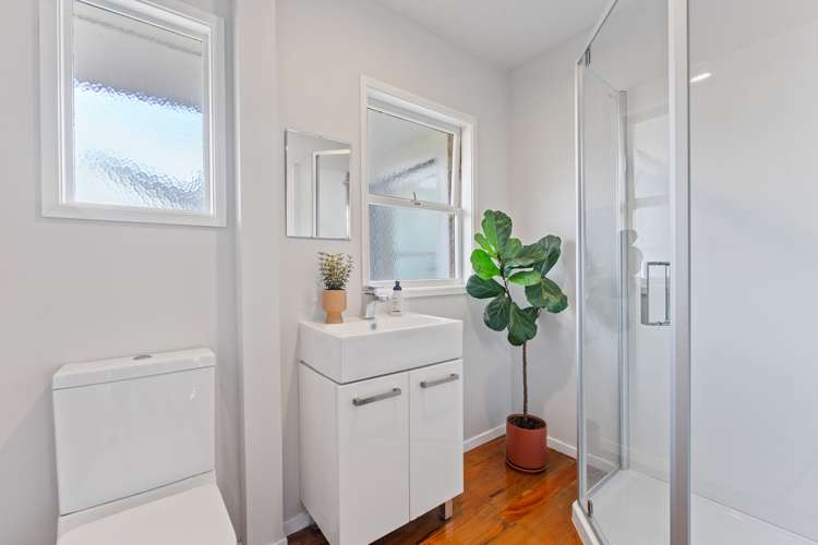 2/9a Eversleigh Road Belmont_11