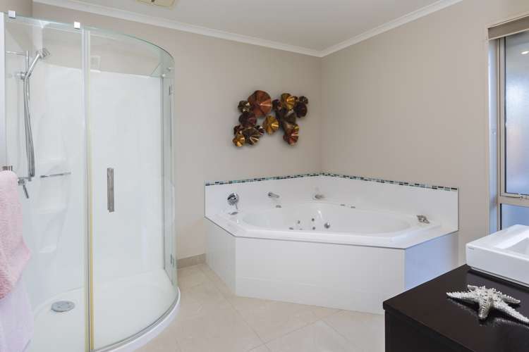 48 Rotherham Drive West Melton_24