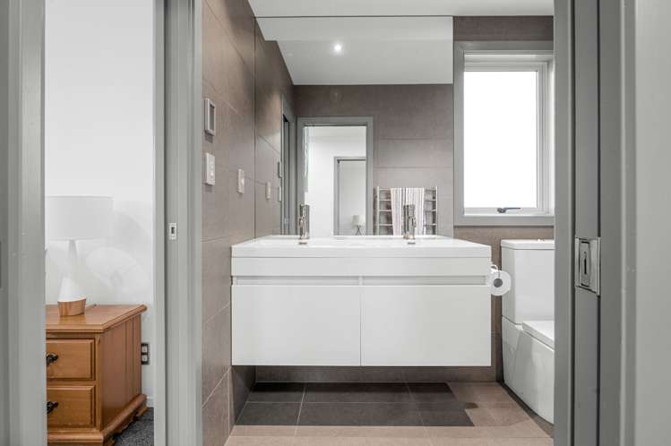 53 Herbert Road Queenwood_18