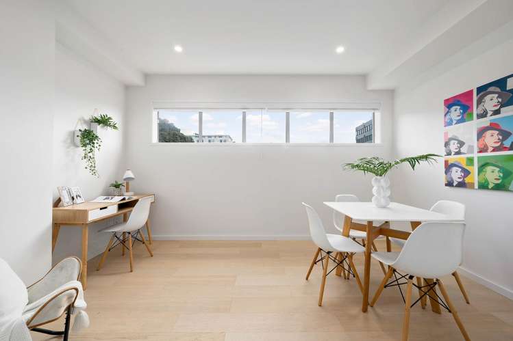 4A/163 Thorndon Quay Pipitea_4