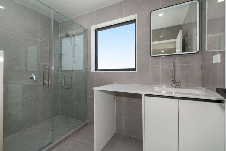 A/208 Archers Road Glenfield_15