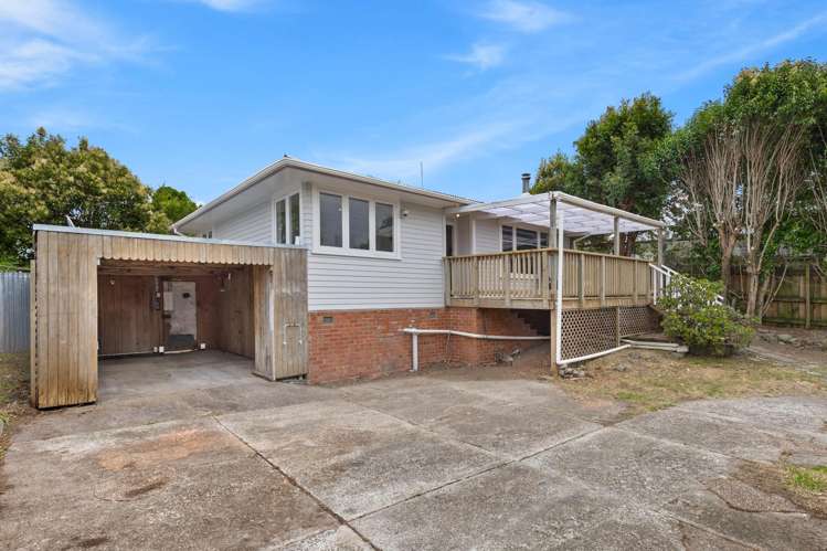 8 Marewa Street Te Atatu South_17