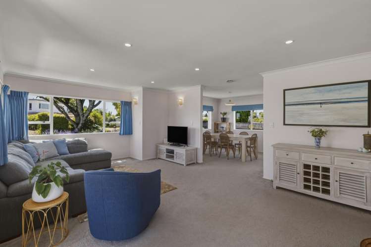 8 Mersea Place Maungatapu_3