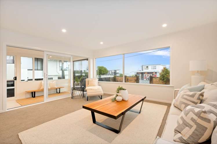 96 Pupuke Road Hillcrest_12