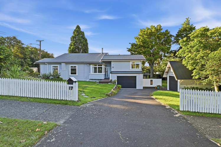 17 Sophia Street Glenholme_21