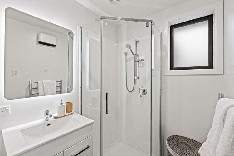 75 Hoani Street Northcote_9