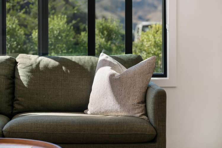 181 Burdon Loop Lake Hawea_25