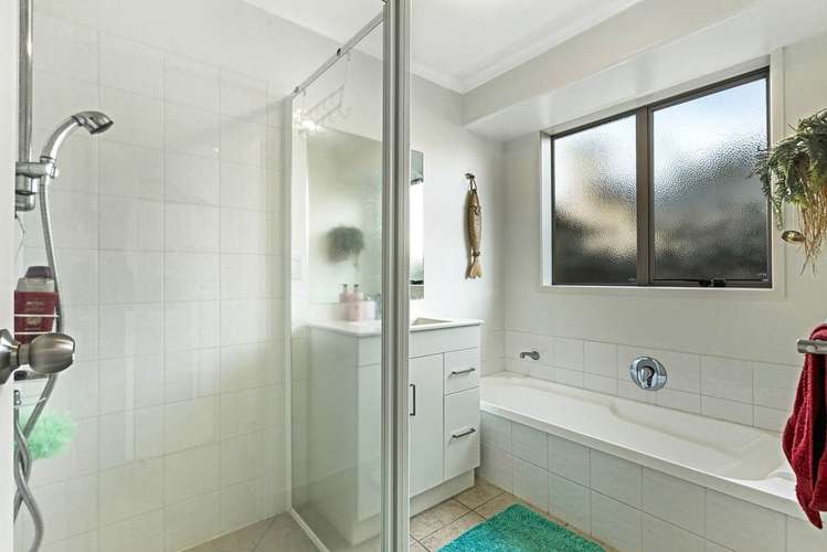 82 Huntington Drive Huntington_12