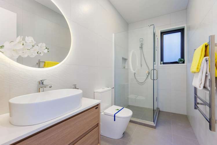 84 Huanui Drive Orewa_7