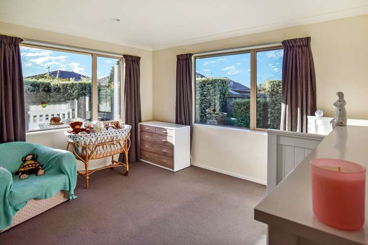 21 Pohutukawa Crescent Parklands_9