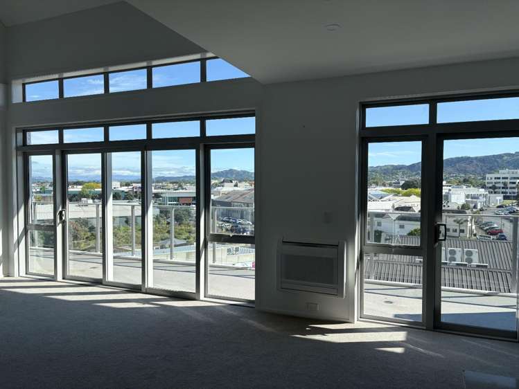 403/4 Reads Quay 1052_2