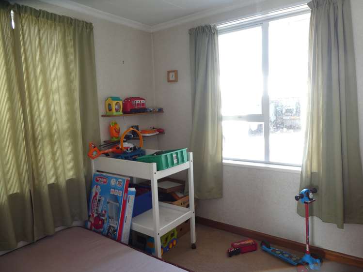 42 Disraeli Street Westport_10