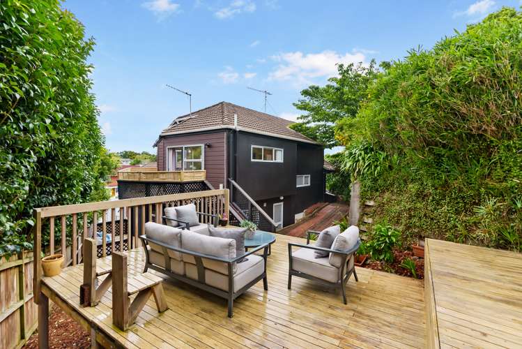 33B Richard Farrell Avenue_0