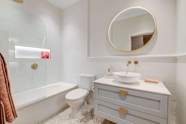 10 Sylvia Road St Heliers_13