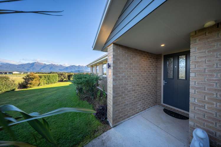 73 Holmwood Road Manapouri_6