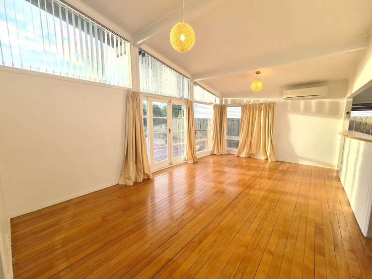 90 Gossamer Drive Pakuranga Heights_3