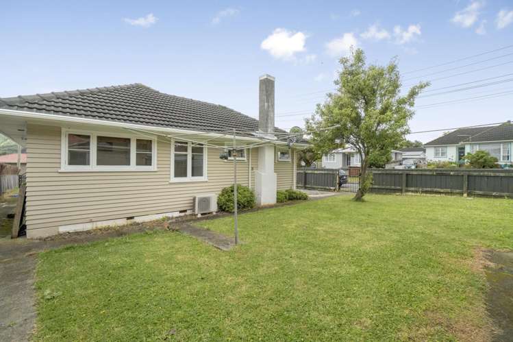 20 Petrie Street Wainuiomata_12