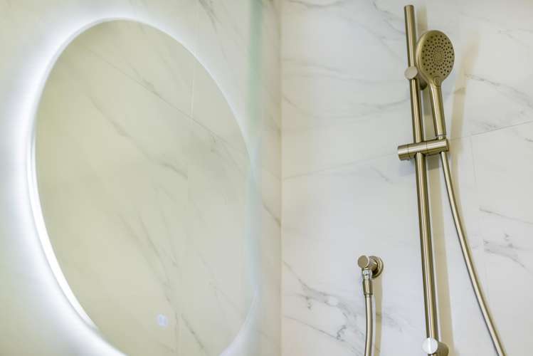 20/163-165 Lake Road Belmont_19