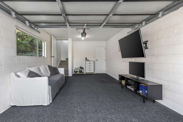 4 Kestrel Heights Arkles Bay_18