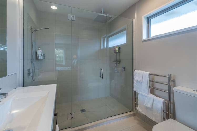 48 Bluestone Drive Parklands_27