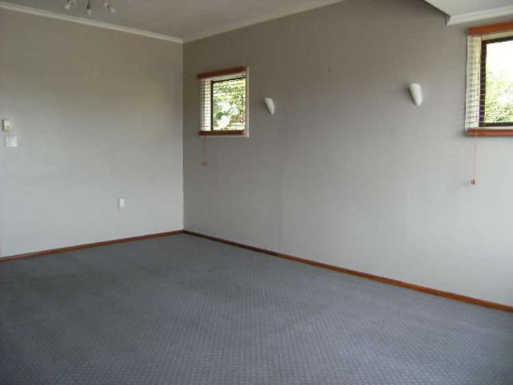 57 Aorangi Road Bryndwr_8