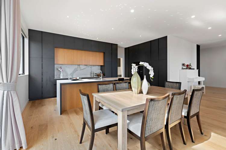 68 Armstrong Farm Drive East Tamaki Heights_13