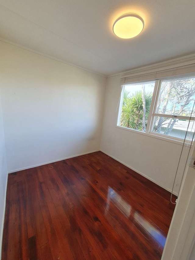 28 Stanley Avenue Milford_4