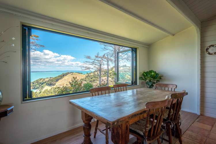 402 Orapiu Road Waiheke Island_18
