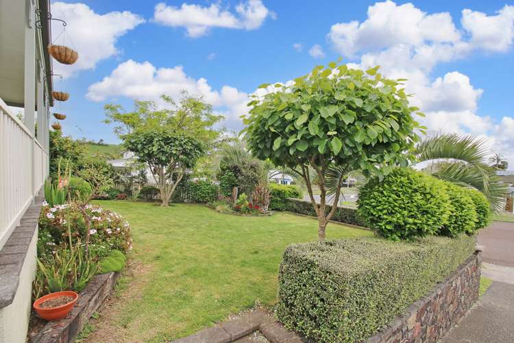 2 Thornlea Drive Welcome Bay_3