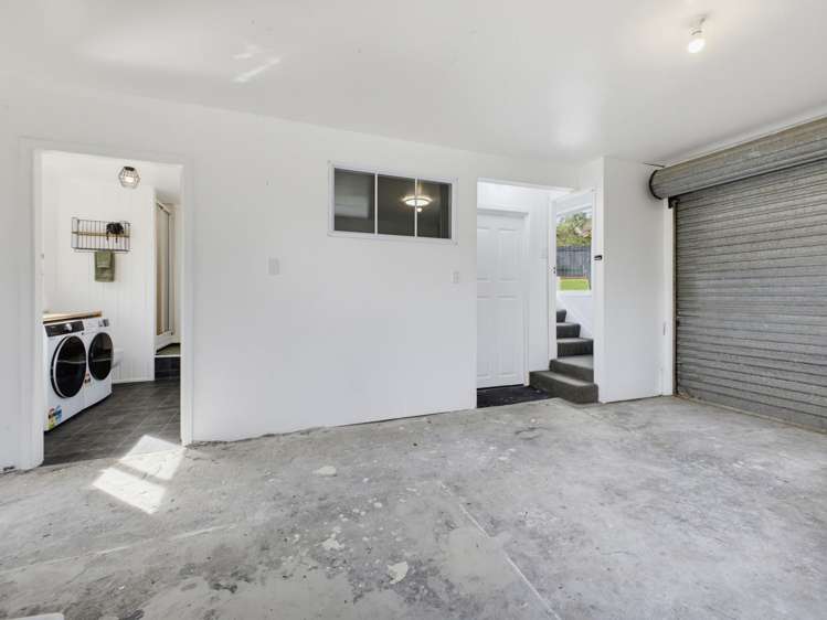 2 Bromley Place Westown_24