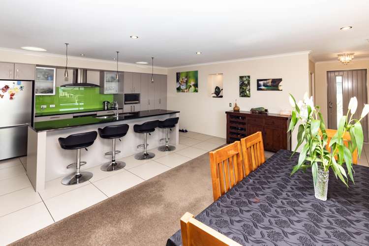 31 Karoro Place Karoro_5