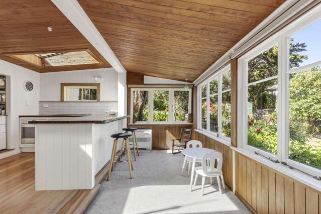 21 Airlie Street Glenduan_3