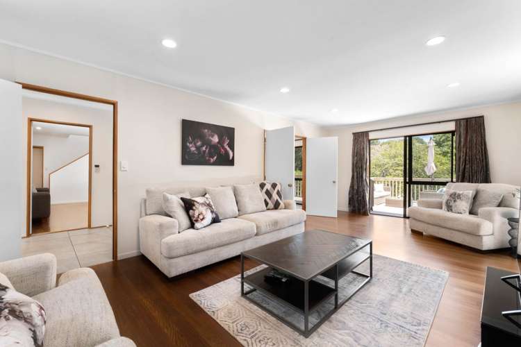 2/458 Beach Road Murrays Bay_11